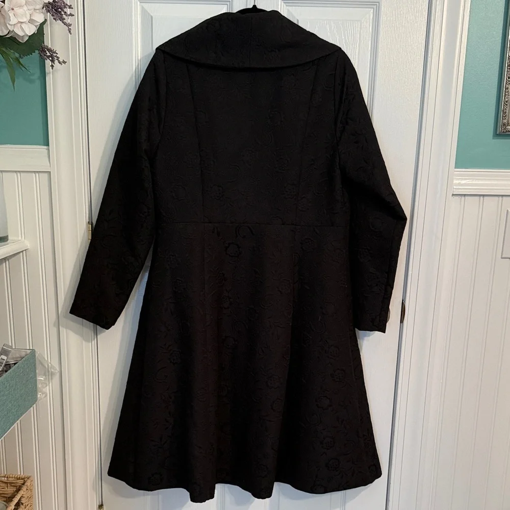 Torrid Black Floral Patterned Coat - Picture 6 of 10